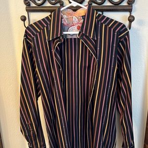 Robert Graham so much attention to detail Size L